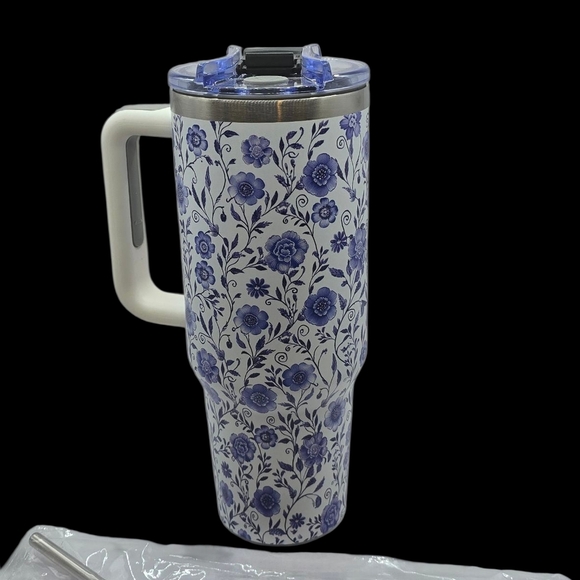 Floral Blue and White Insulated Tumbler - Picture 3 of 3